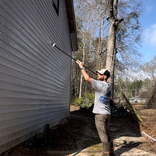 Extreme-Mold-Removal-Soft-Wash-Vinyl-Siding-Cantonment-Florida 1